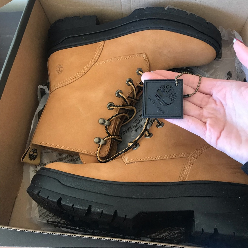 Timberland Malynn EK Mid Waterproof Lace-up Platform Ankle Boots, size 10 - Picture 4 of 16